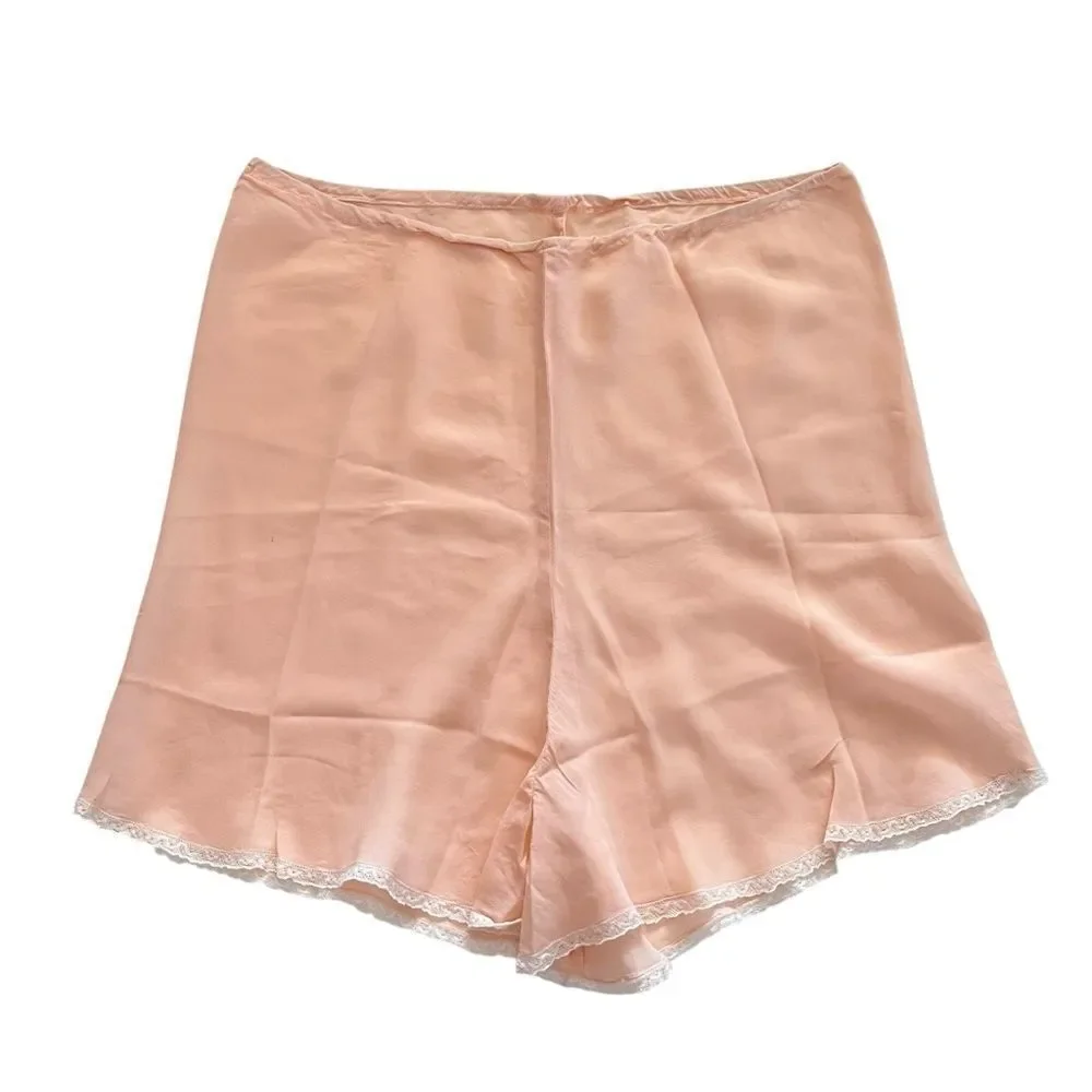 Vintage 1930’s/40’s Light Peach Lingerie Tap Pants